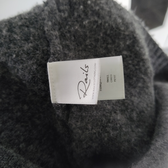 Rails Amelia Charcoal Wool Cashmere Blend Sweater Size Small - Picture 8 of 9